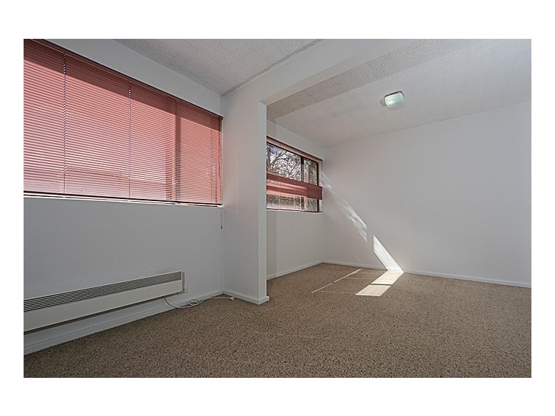 4/8 Longerenong Street, Farrer ACT 2607