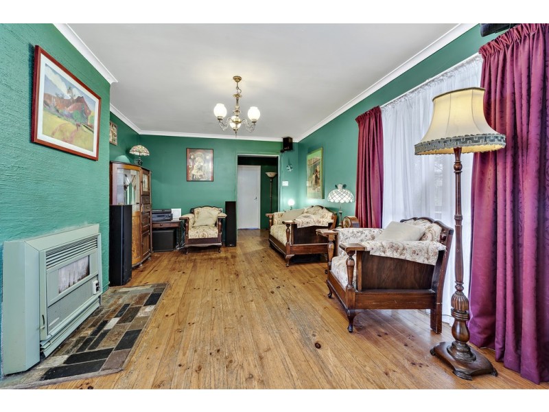 2 Coolac Place, Braddon ACT 2612