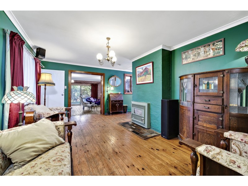 2 Coolac Place, Braddon ACT 2612