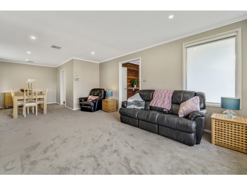 25 Broadsmith Street, Scullin ACT 2614