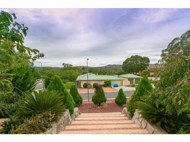2 Carpenter Close, Calwell ACT 2905