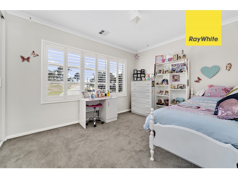 30 Edna Thompson Crescent, Casey ACT 2913