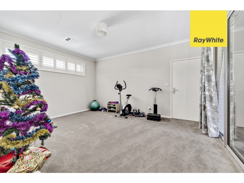 30 Edna Thompson Crescent, Casey ACT 2913