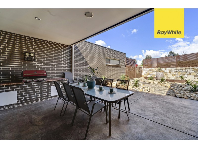 30 Edna Thompson Crescent, Casey ACT 2913