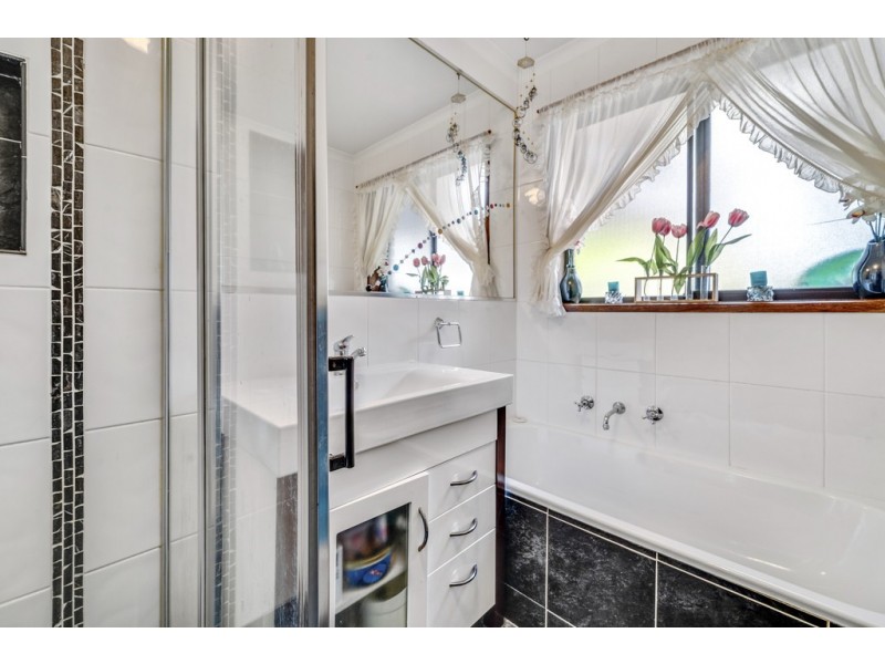 215 Heagney Crescent, Gilmore ACT 2905