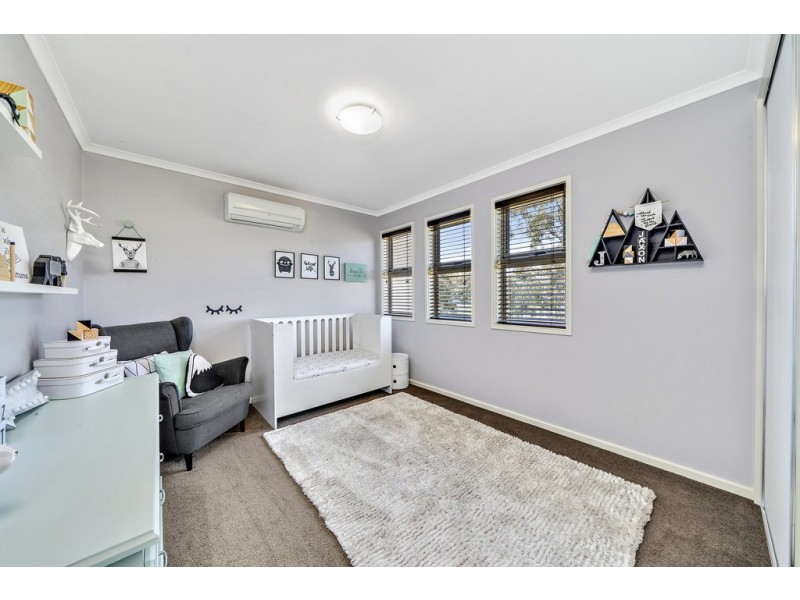 6 Fennessy Way, Forde ACT 2914