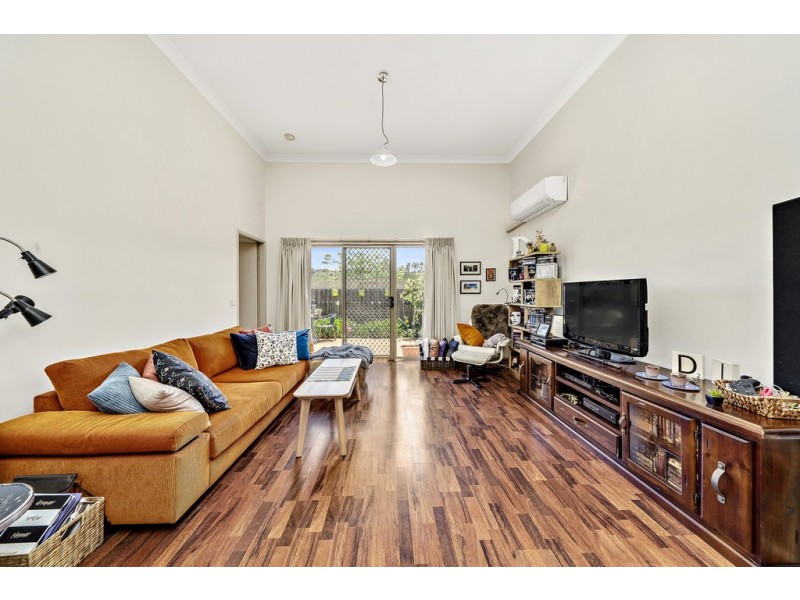 6/6 Doeberl Place, Karabar NSW 2620