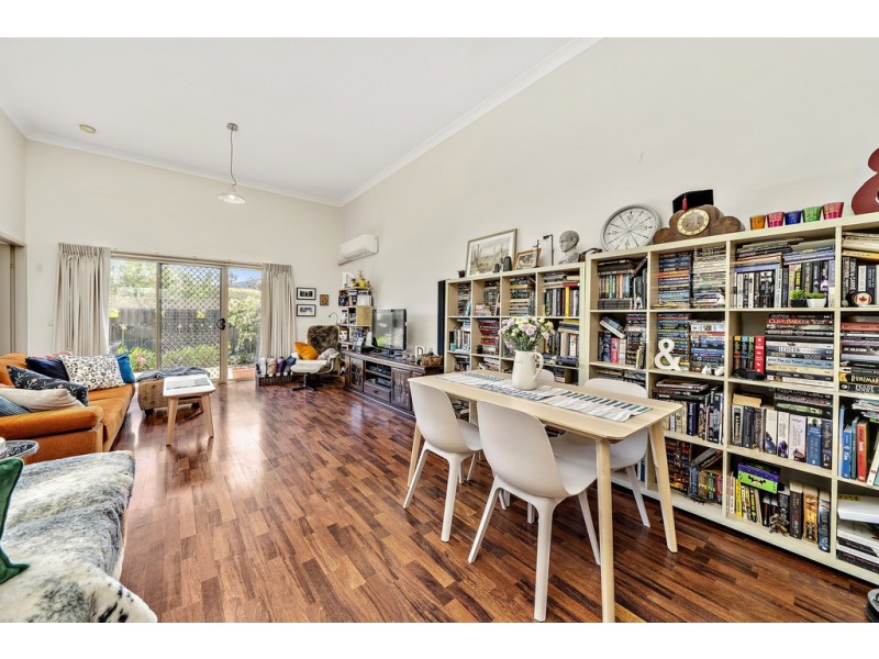6/6 Doeberl Place, Karabar NSW 2620