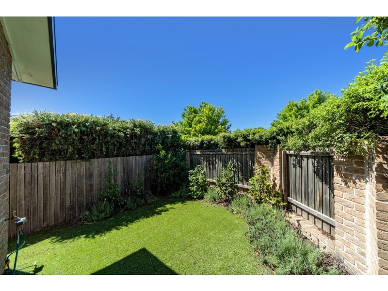 1/12 Redwater Place, Amaroo ACT 2914