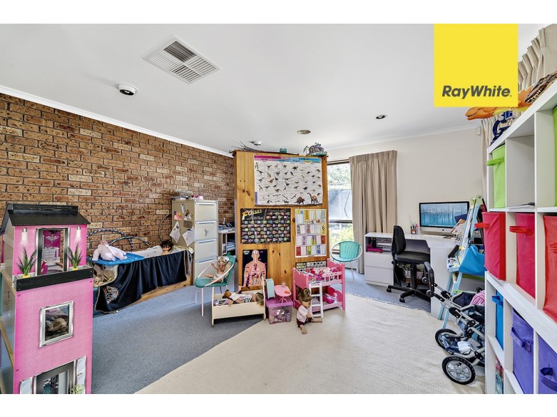 13 Twamley Crescent, Chisholm ACT 2905