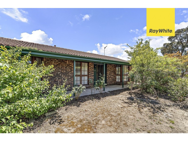 13 Twamley Crescent, Chisholm ACT 2905