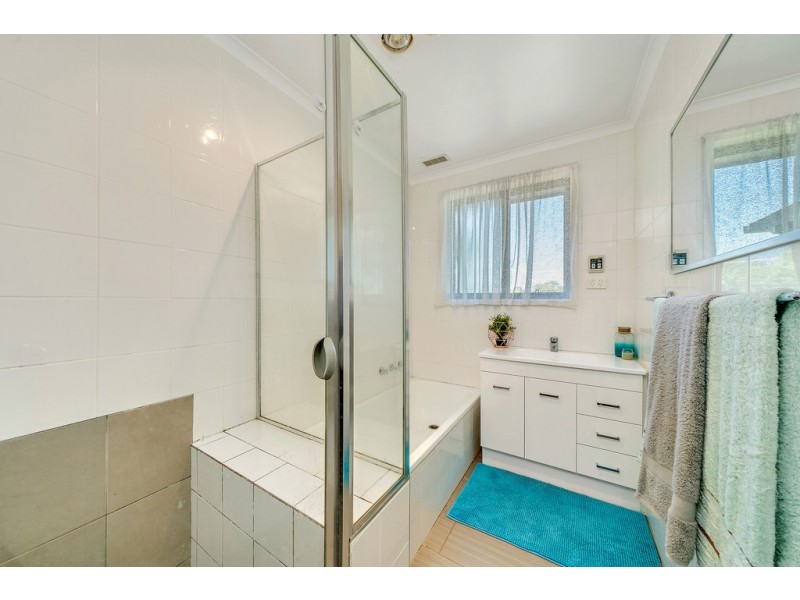 110 Langdon Avenue, Wanniassa ACT 2903