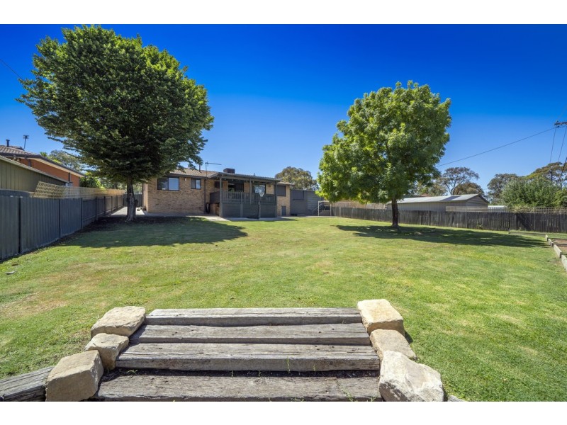 110 Langdon Avenue, Wanniassa ACT 2903