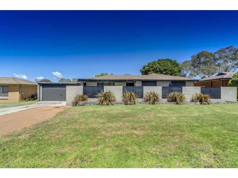 110 Langdon Avenue, Wanniassa ACT 2903