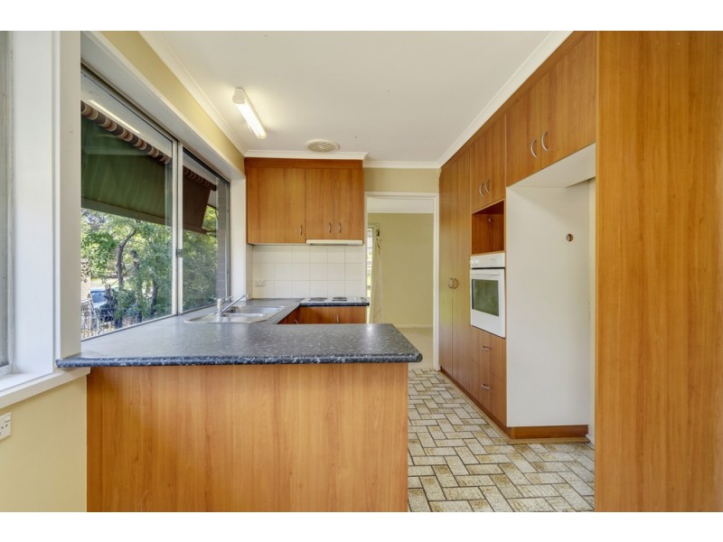 22 Berne Crescent, Macgregor ACT 2615
