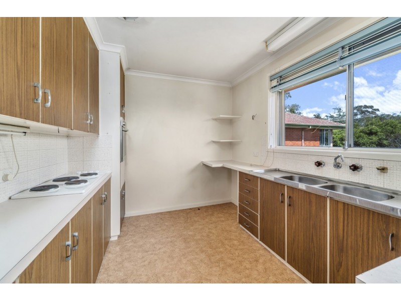 8 Erskine Street, Macquarie ACT 2614