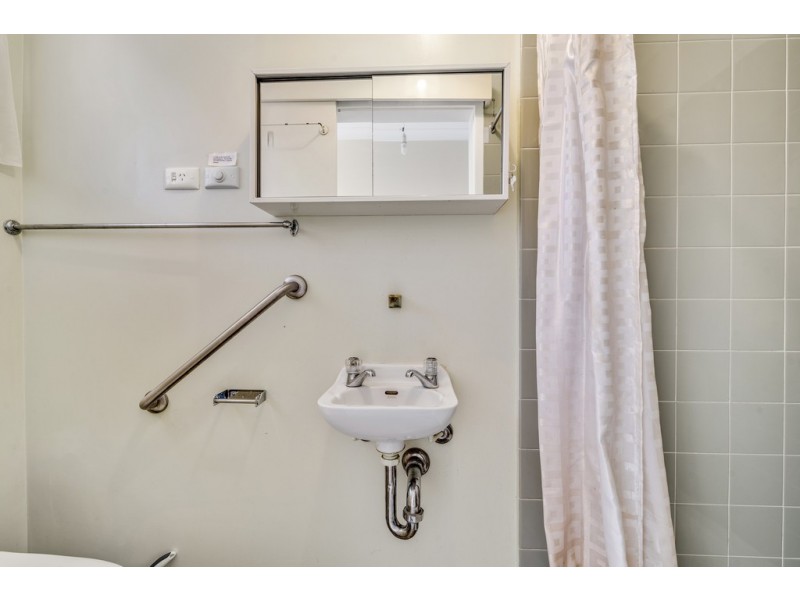 8 Erskine Street, Macquarie ACT 2614