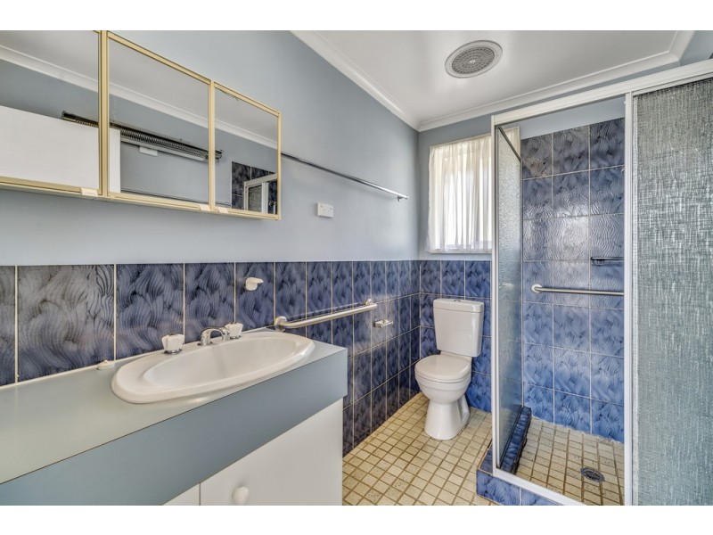 8 Erskine Street, Macquarie ACT 2614