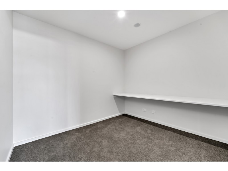 207/325 Anketell Street, Greenway ACT 2900