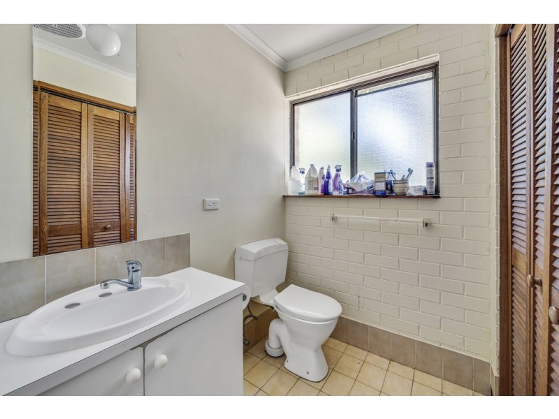 16/2 Buik Place, Belconnen ACT 2617