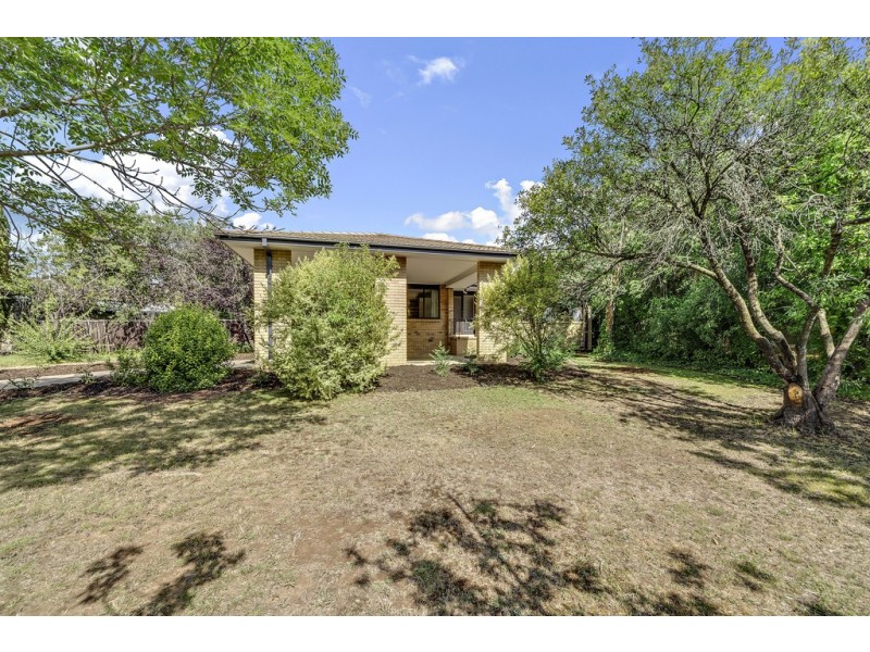 5 Nicholls Place, Higgins ACT 2615