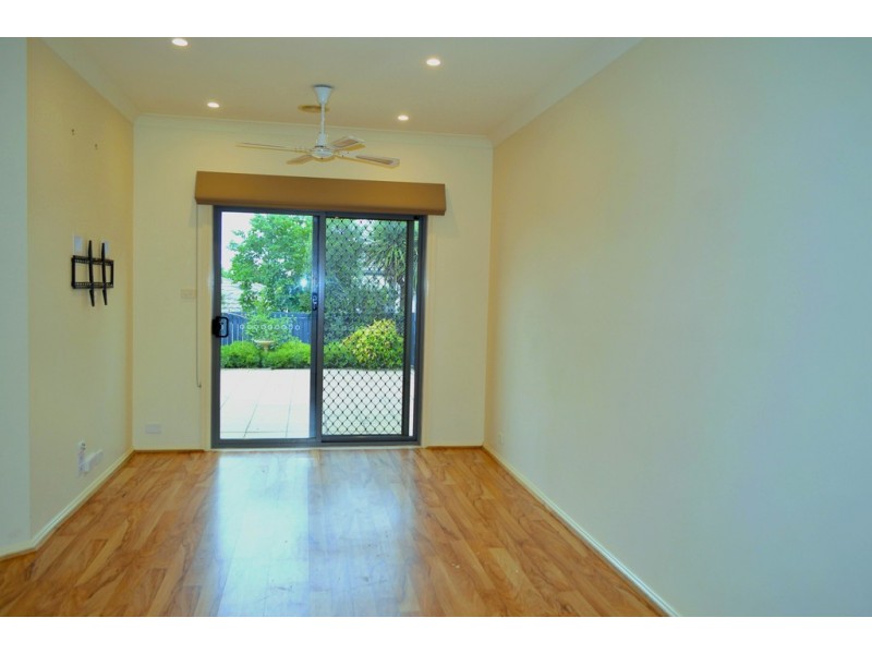 8 Lind Close, Fraser ACT 2615
