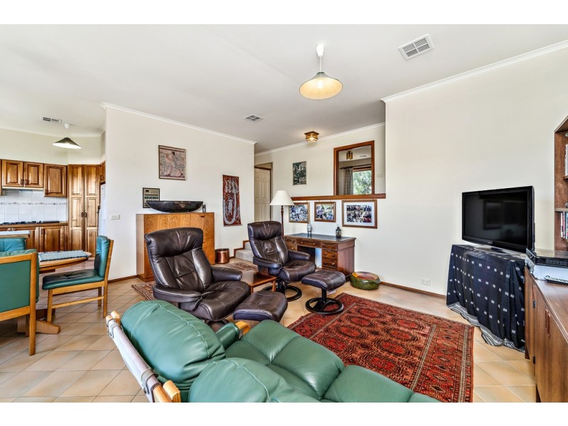 4/11 Teakle Place, Bruce ACT 2617