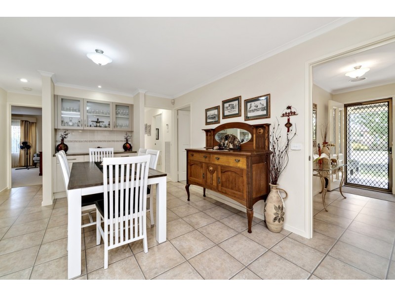 9 Stobie Place, Monash ACT 2904