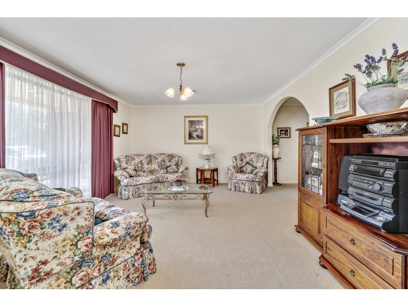 9 Stobie Place, Monash ACT 2904