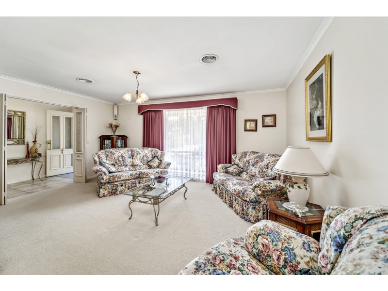 9 Stobie Place, Monash ACT 2904