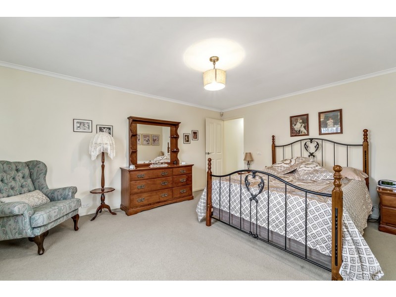 9 Stobie Place, Monash ACT 2904