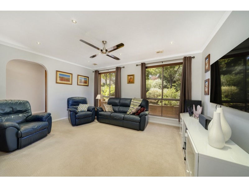 38 Freda Gibson Circuit, Theodore ACT 2905