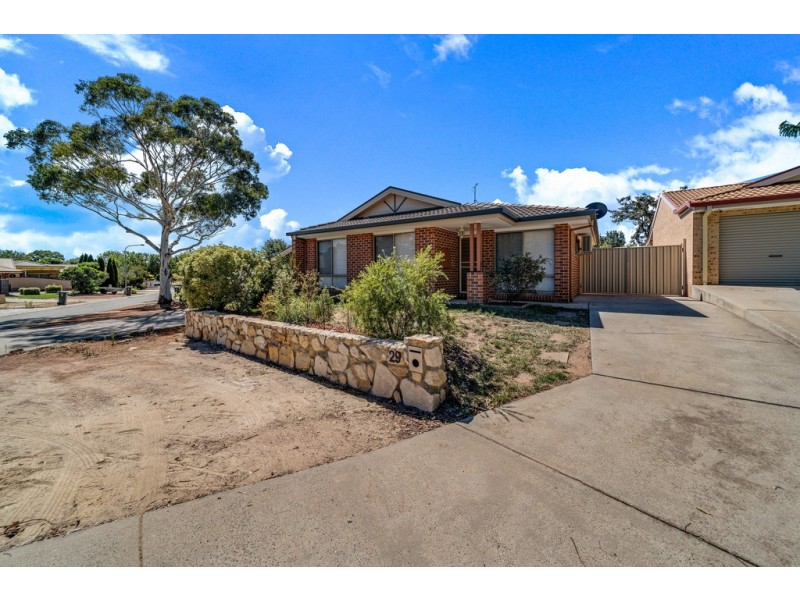 29 Thornhill Crescent, Dunlop ACT 2615