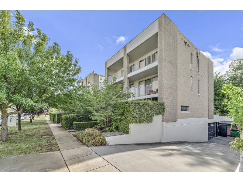 11/123 Lowanna Street, Braddon ACT 2612