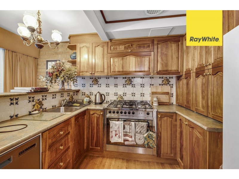 27 Strong Place, Belconnen ACT 2617