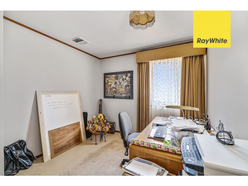 27 Strong Place, Belconnen ACT 2617