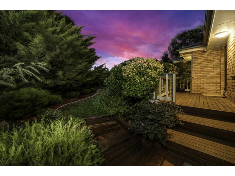 14 Powers Place, Latham ACT 2615