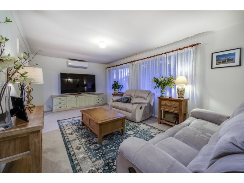 14 Powers Place, Latham ACT 2615