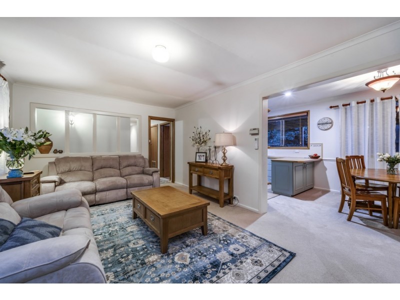 14 Powers Place, Latham ACT 2615