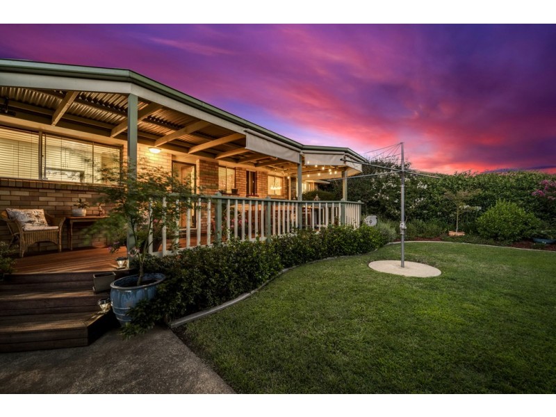 14 Powers Place, Latham ACT 2615