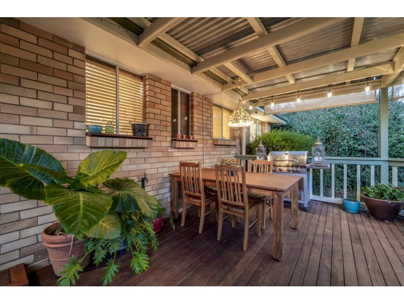 14 Powers Place, Latham ACT 2615