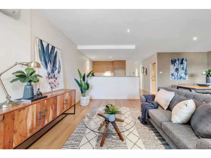 73/8 Dominion Circuit, Forrest ACT 2603