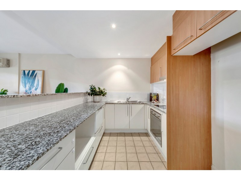 73/8 Dominion Circuit, Forrest ACT 2603