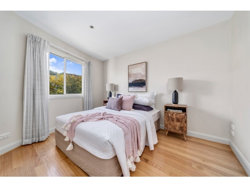 73/8 Dominion Circuit, Forrest ACT 2603