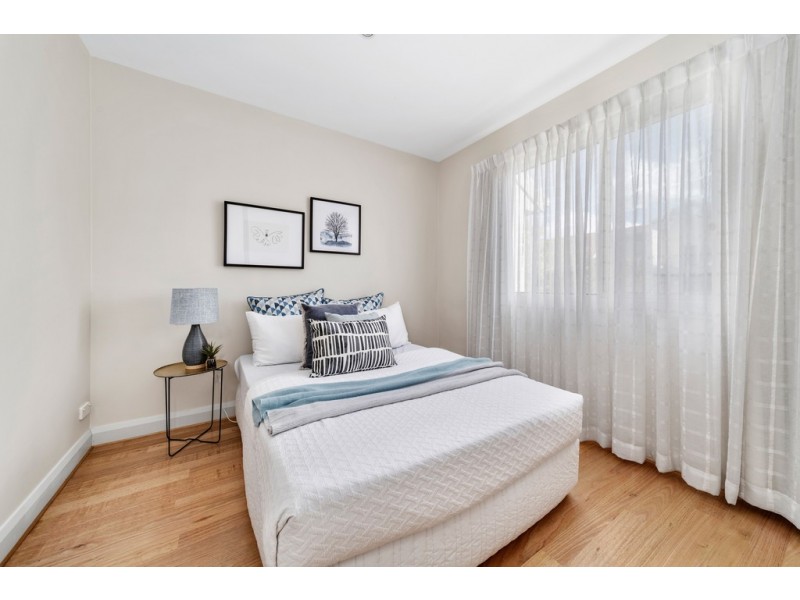 73/8 Dominion Circuit, Forrest ACT 2603