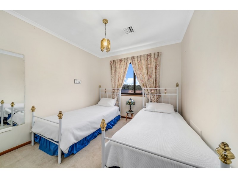 26 Ngunawal Drive, Isaacs ACT 2607