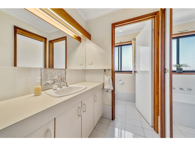 26 Ngunawal Drive, Isaacs ACT 2607