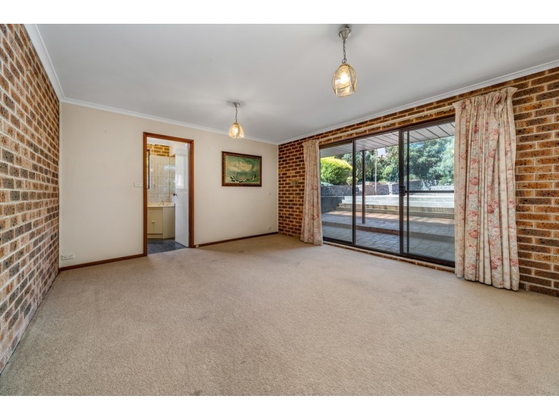 26 Ngunawal Drive, Isaacs ACT 2607