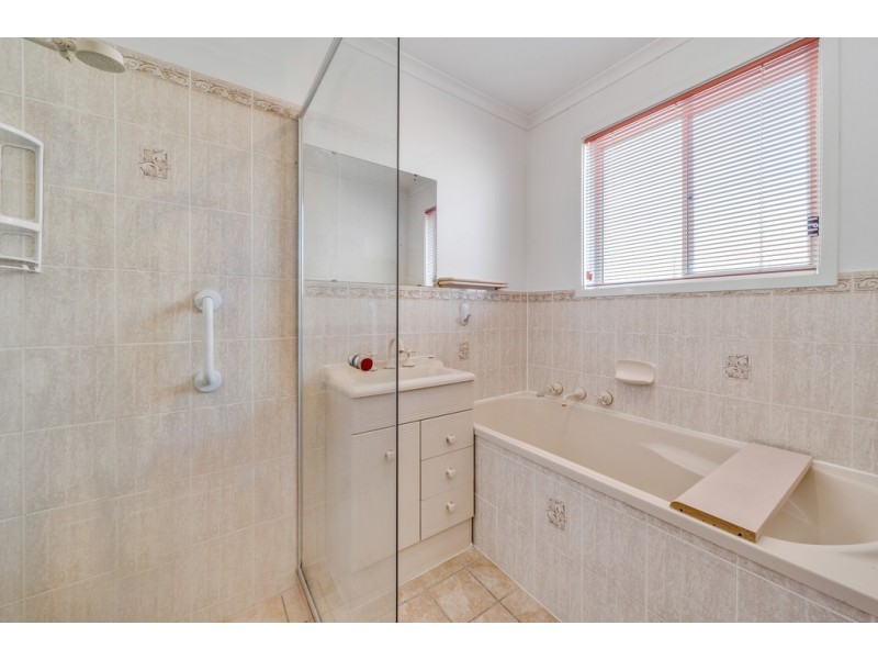 68 James Smith Circuit, Conder ACT 2906