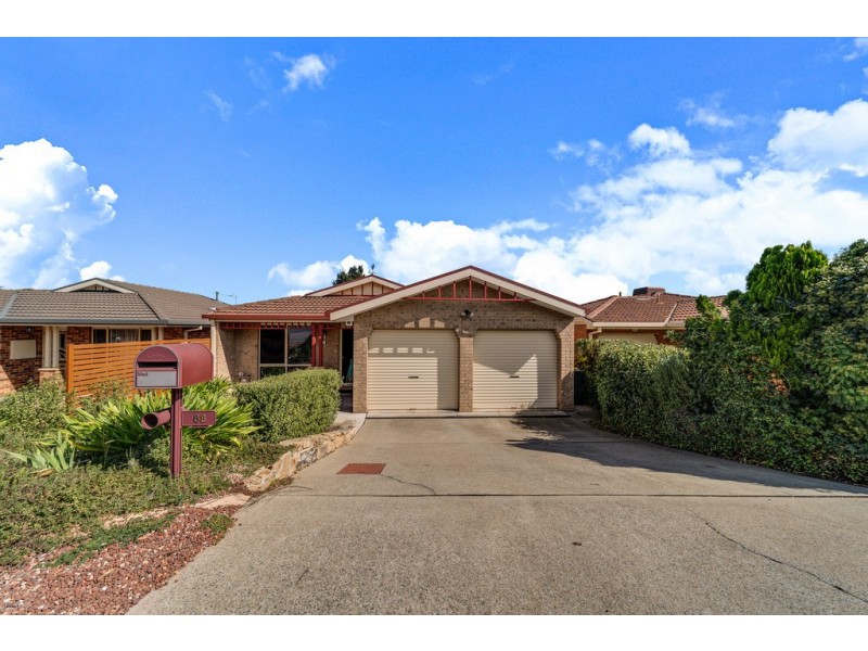 68 James Smith Circuit, Conder ACT 2906